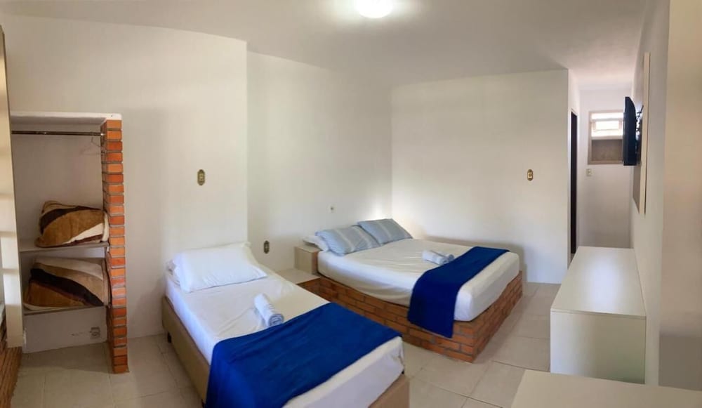 Hotel Balneario Itapocoroi 45/63