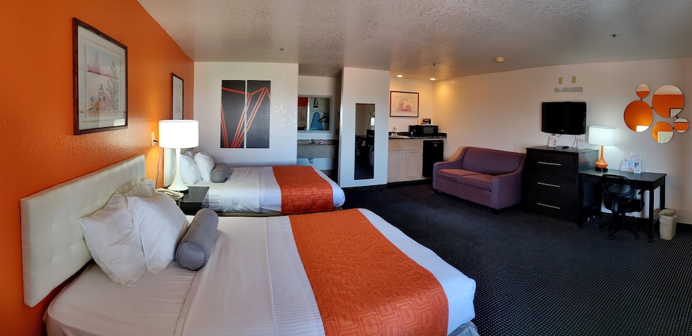 Studio, Suite, 2 Queen Beds