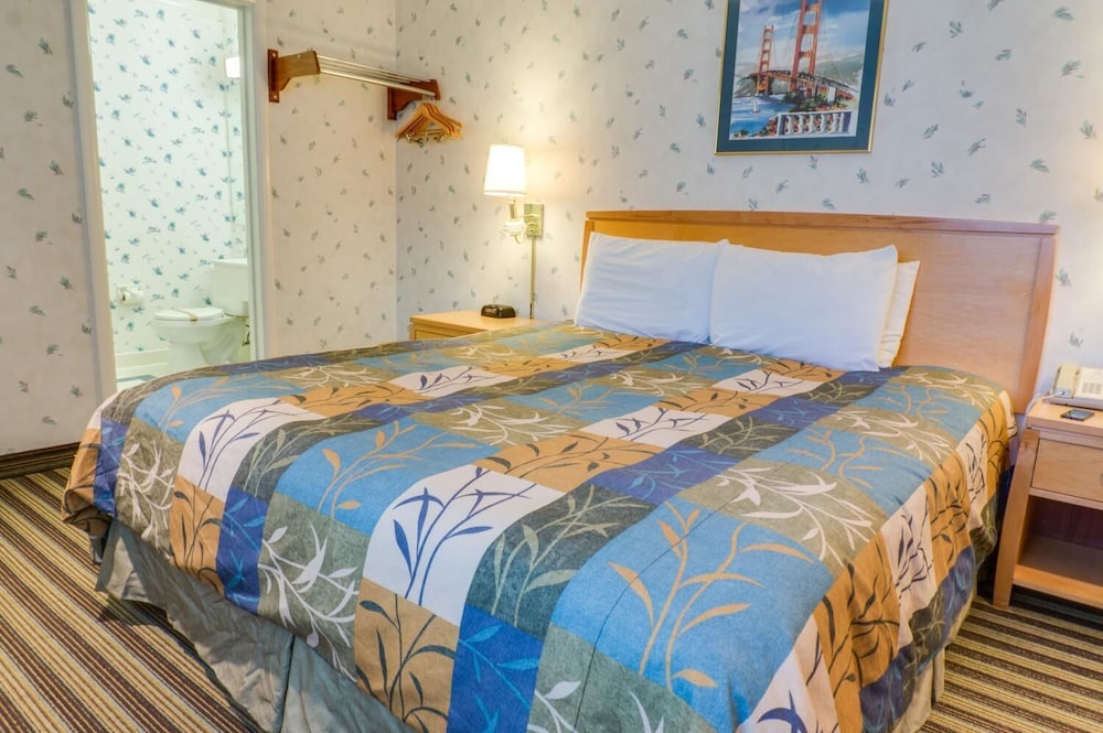 Francisco Bay Inn 29/42