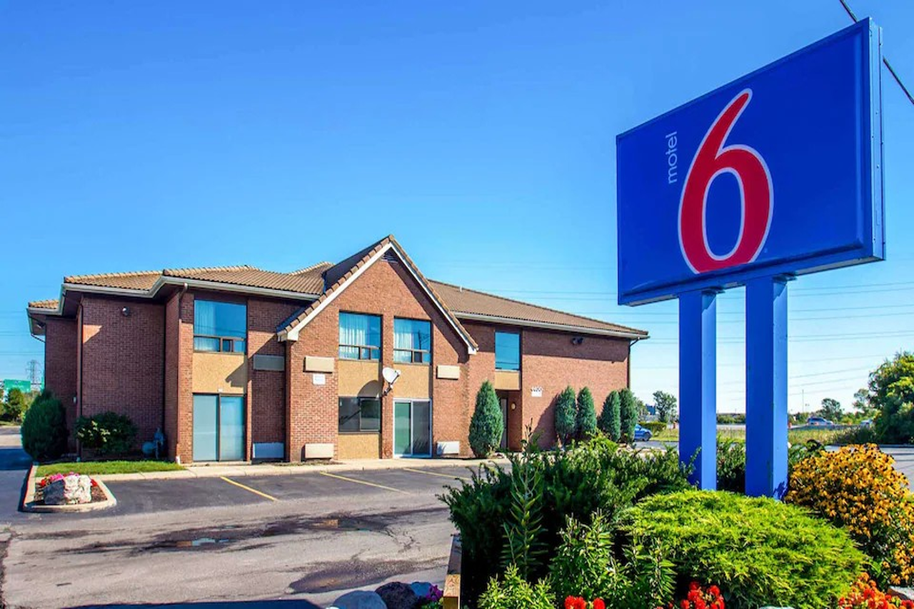 Motel6 Suites Buffalo Amherst, NY in BUFFALO - NY