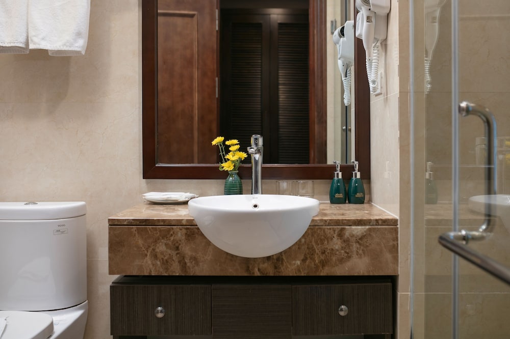 Brilliant Me Tri Hotel & Spa Hanoi 62/64