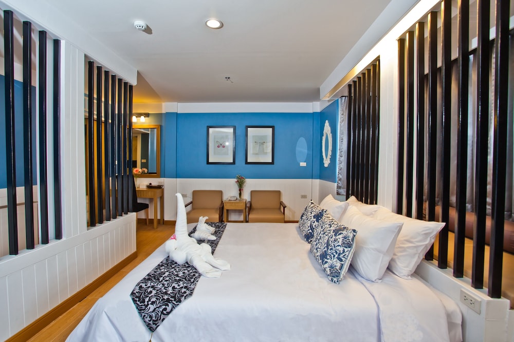 Paradise Hotel 27/64