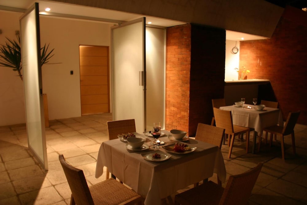 Hotel Piedraluna 25/28