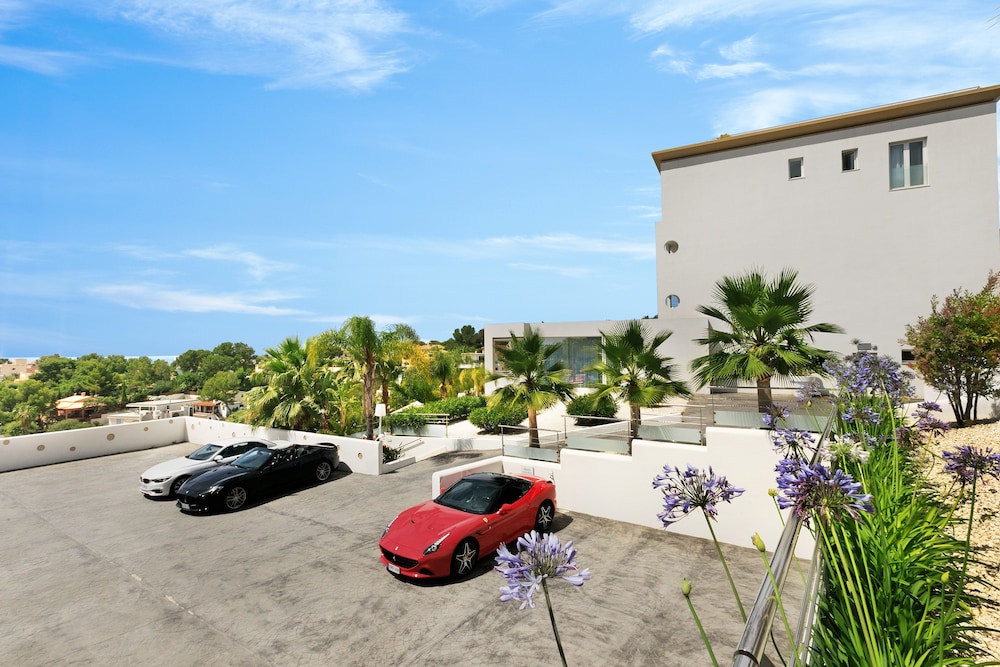Portals Hills Boutique Hotel 58/65