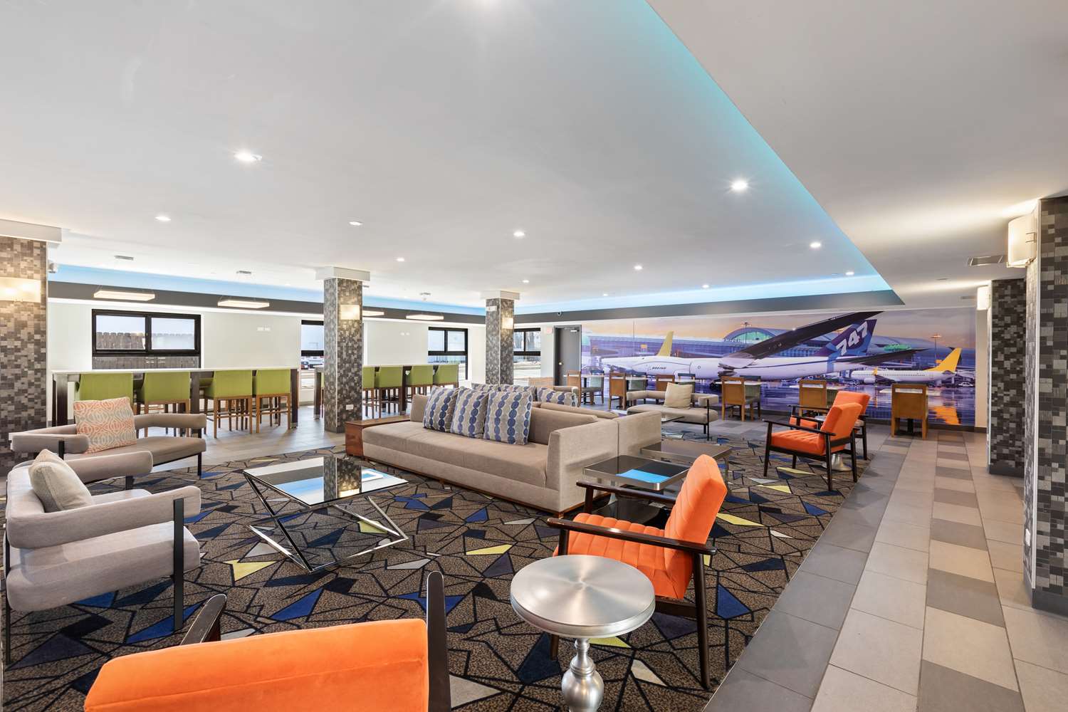 Best Western Inn & Suites - Midway Airport 15/20