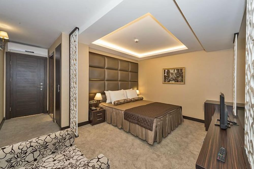 Rayelin Hotel Old Town 38/50