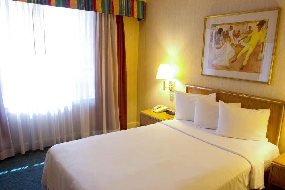 ISTAY HOTEL MONTERREY HISTORICO 6/36