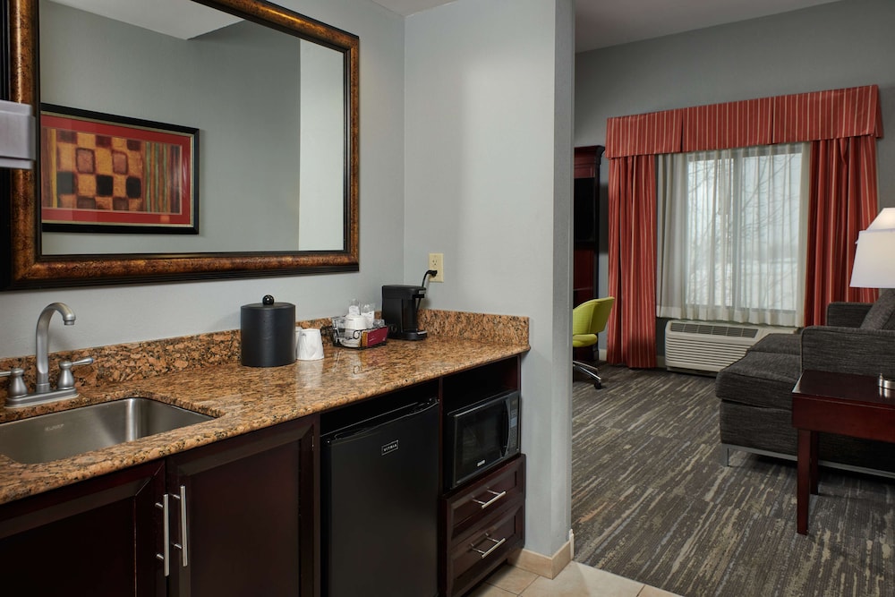 Hampton Inn & Suites Denver/Highlands Ranch 73/82