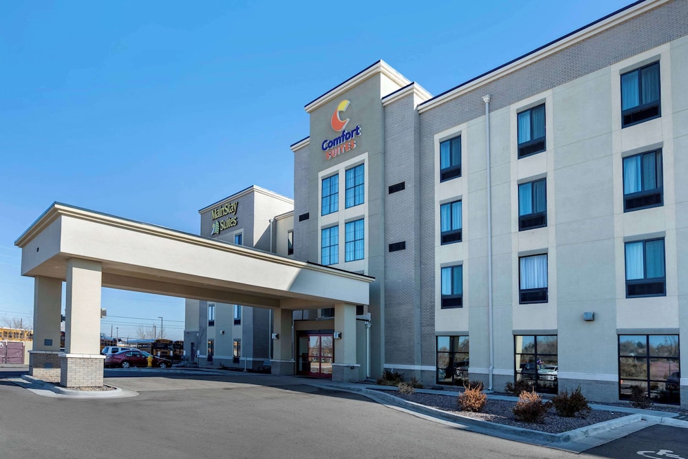 MainStay Suites Near Denver Downtown 66/73