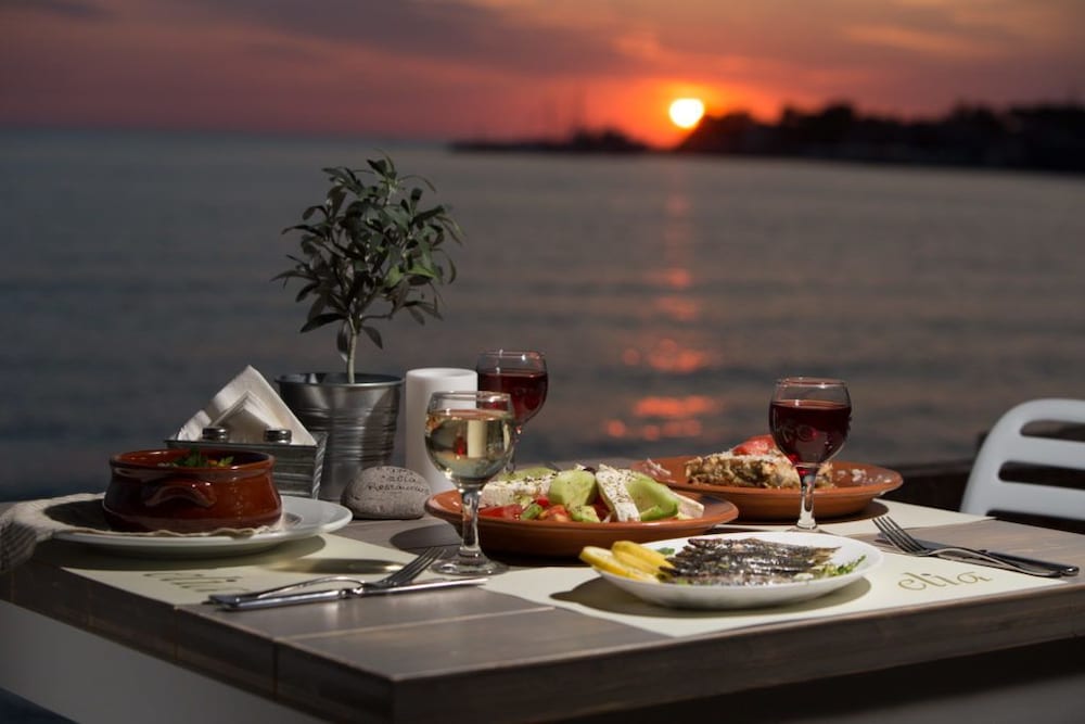 Olive Press Hotel 27/50