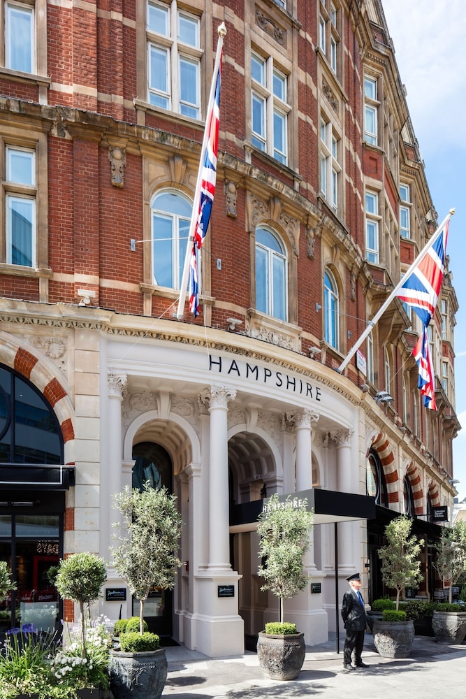 Radisson Blu Hotel London Leicester Square in LONDON