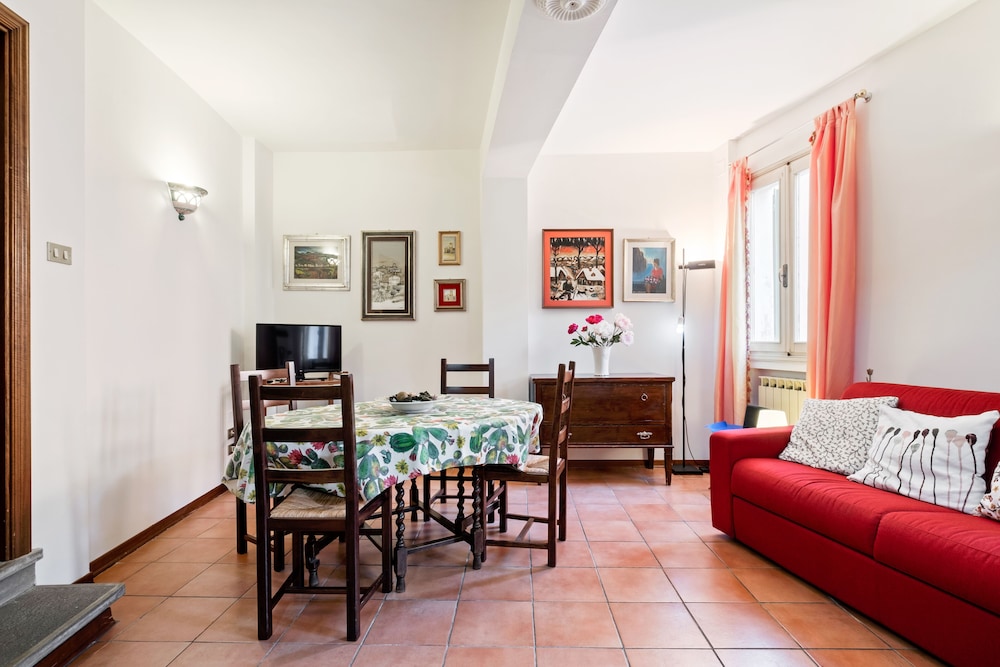 Pratello centrale e funzionale Apartment 8/14