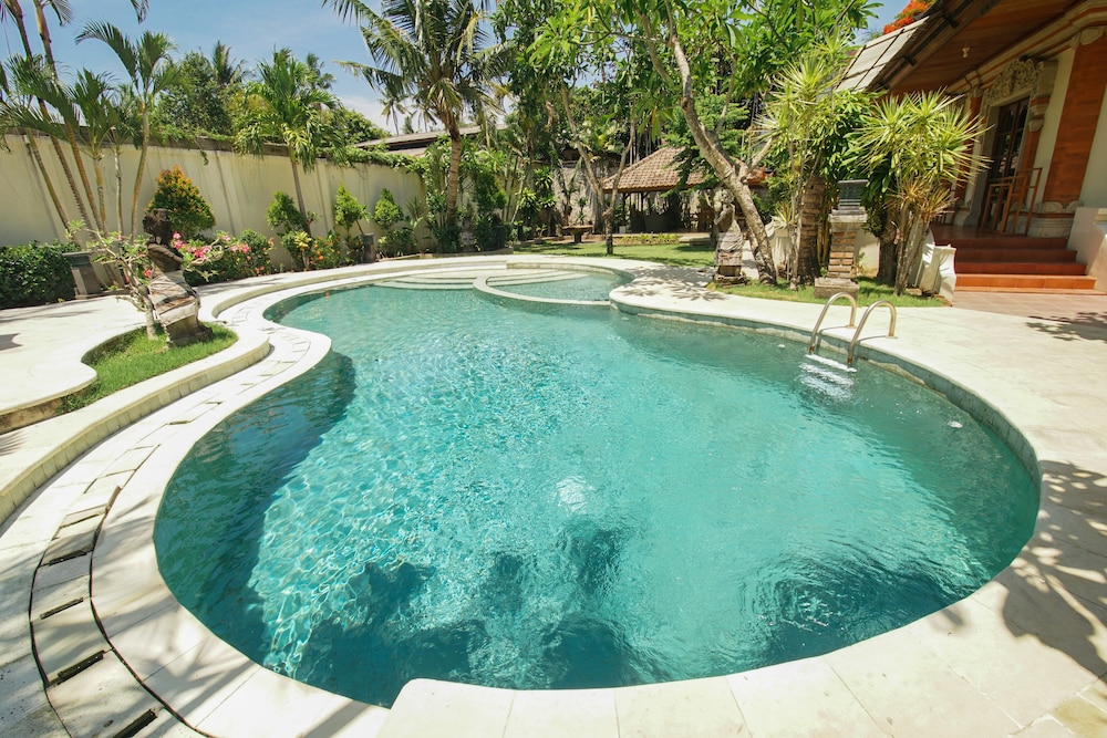 Baliana Villa Legian 30/33
