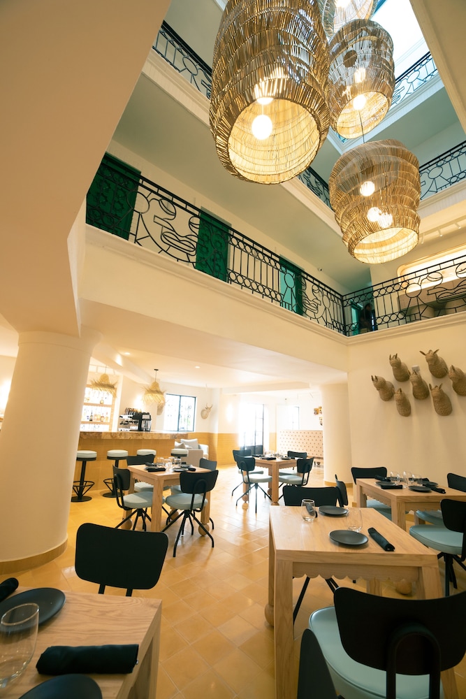 William Hotel Boutique 65/86
