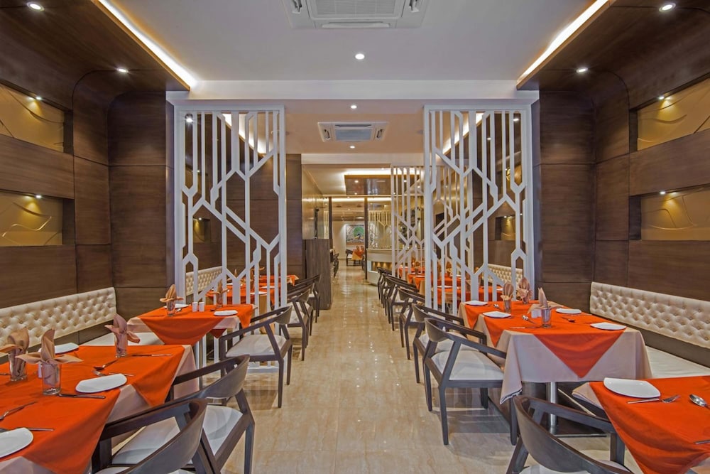 Kalinga Hotel 33/50