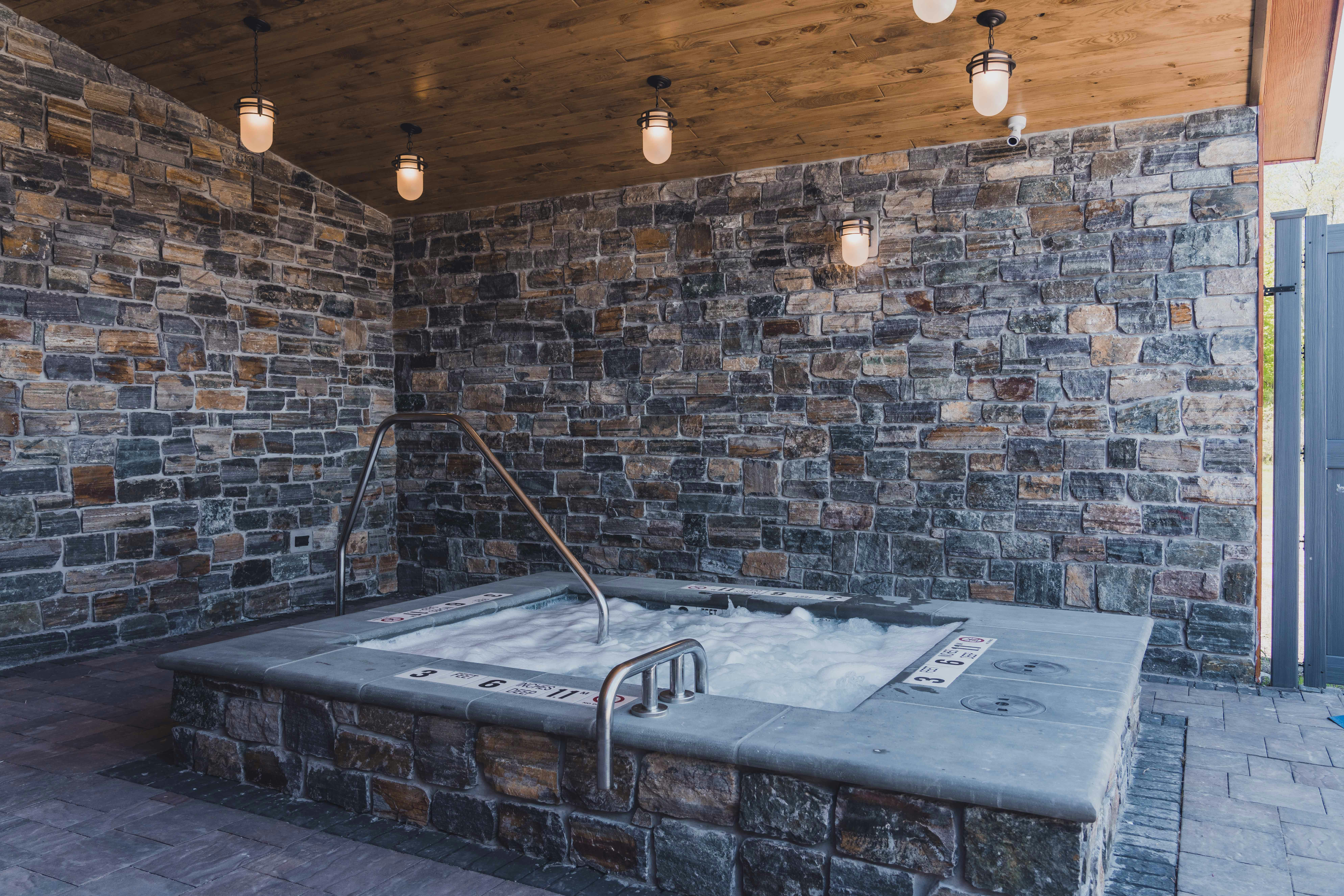 Tailwater Lodge Altmar, Tapestry Collection by Hilton 25/50