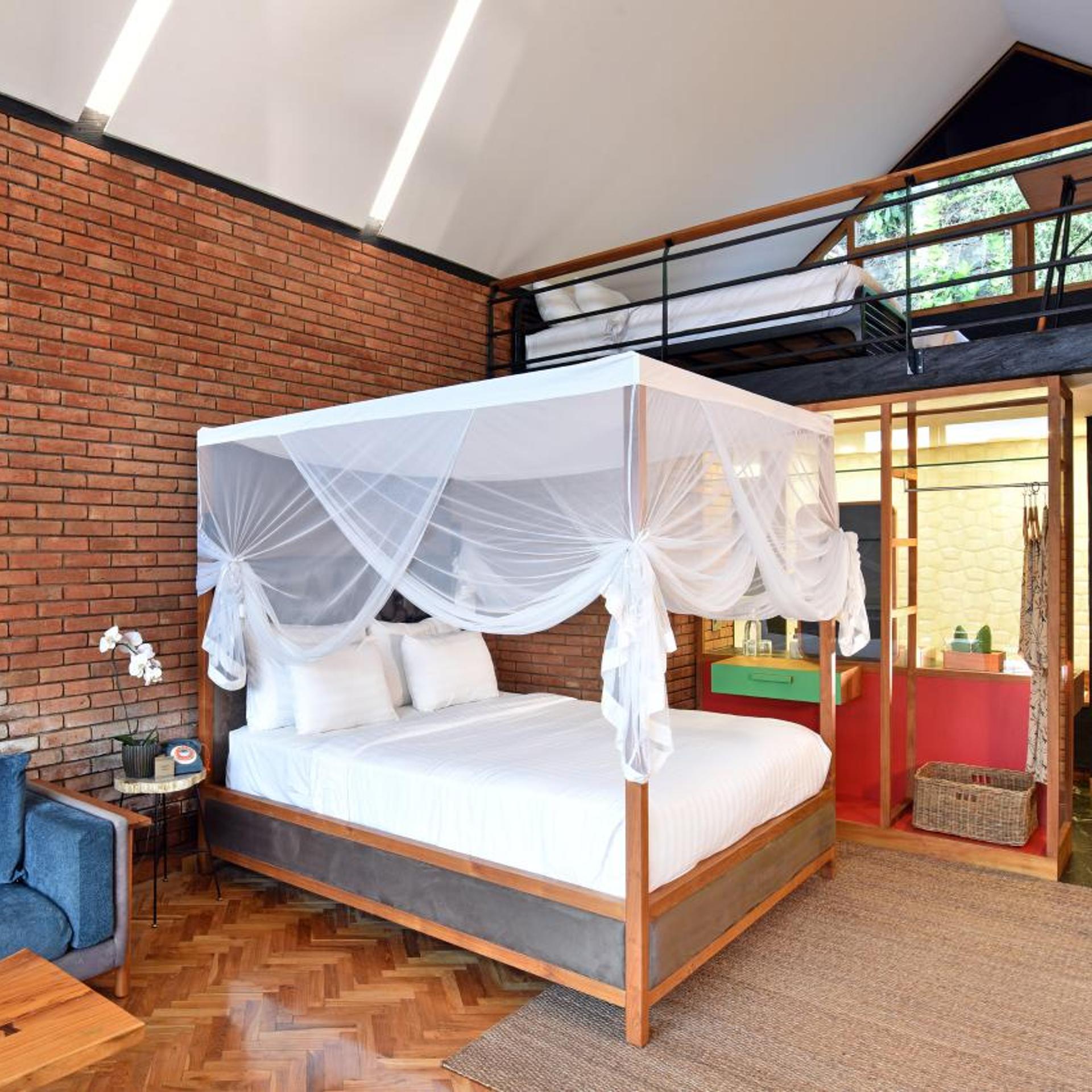 Deluxe, Suite, Valley View