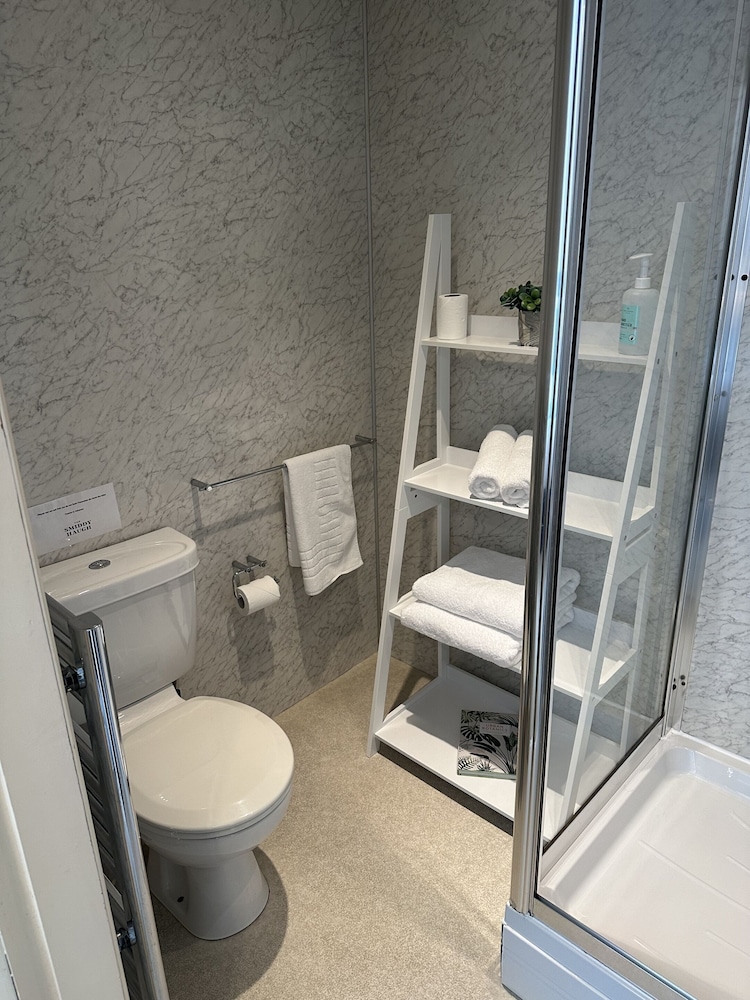 Smiddy Haugh Hotel 50/50