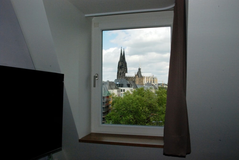 Hotel Zur Malzmuhle 8/68