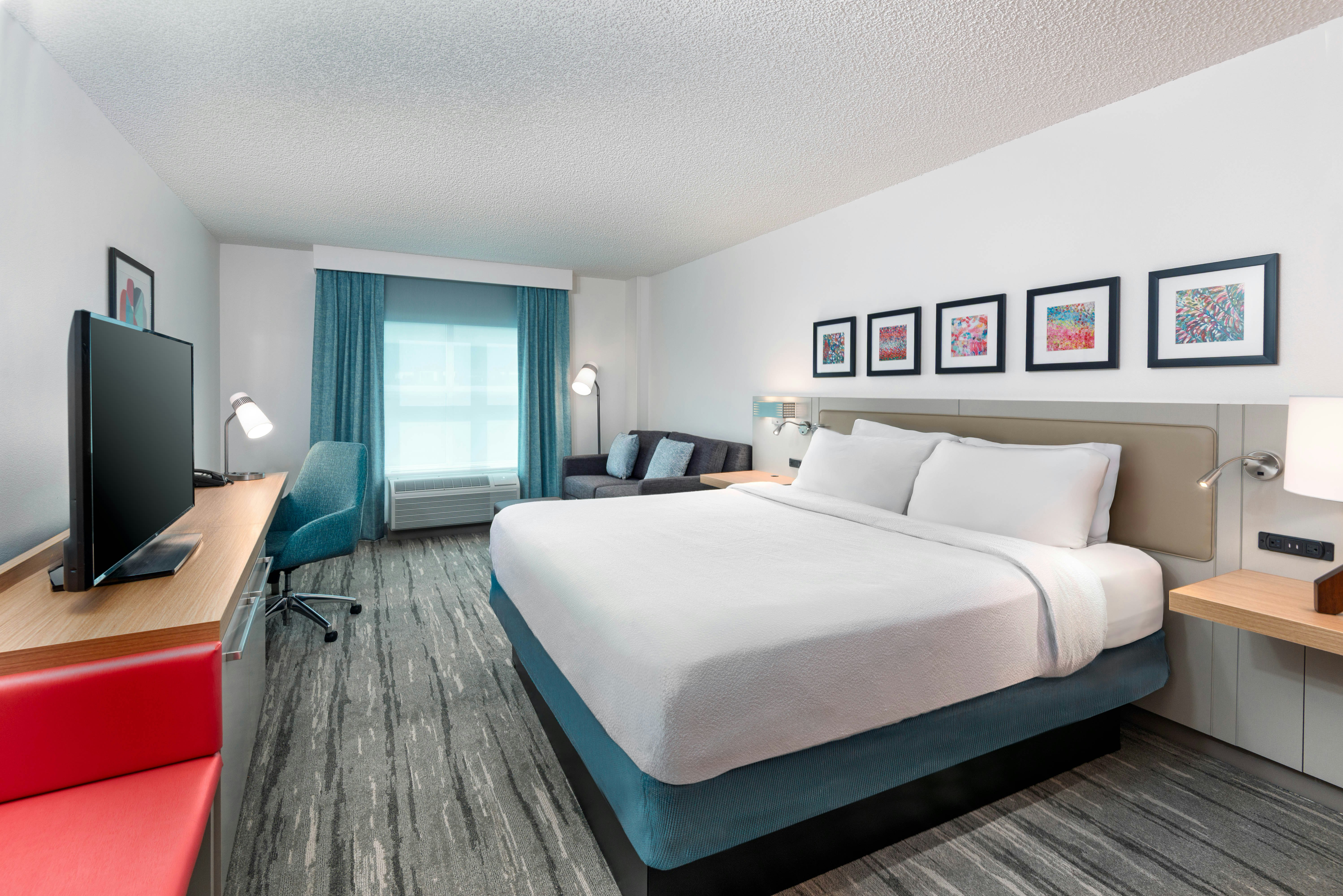 ROOM, KING BED