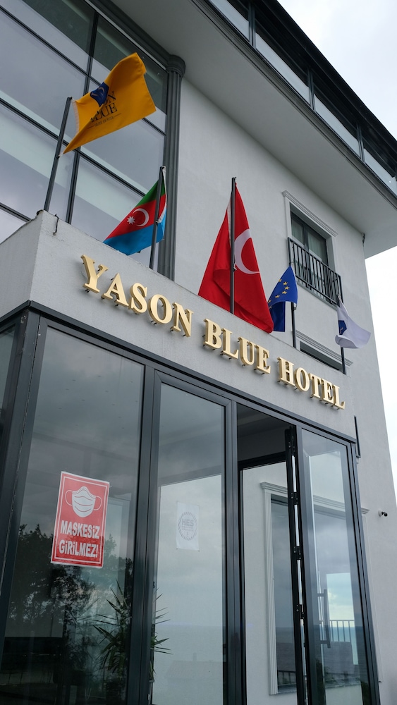 Yason Blue Hotel 1/22