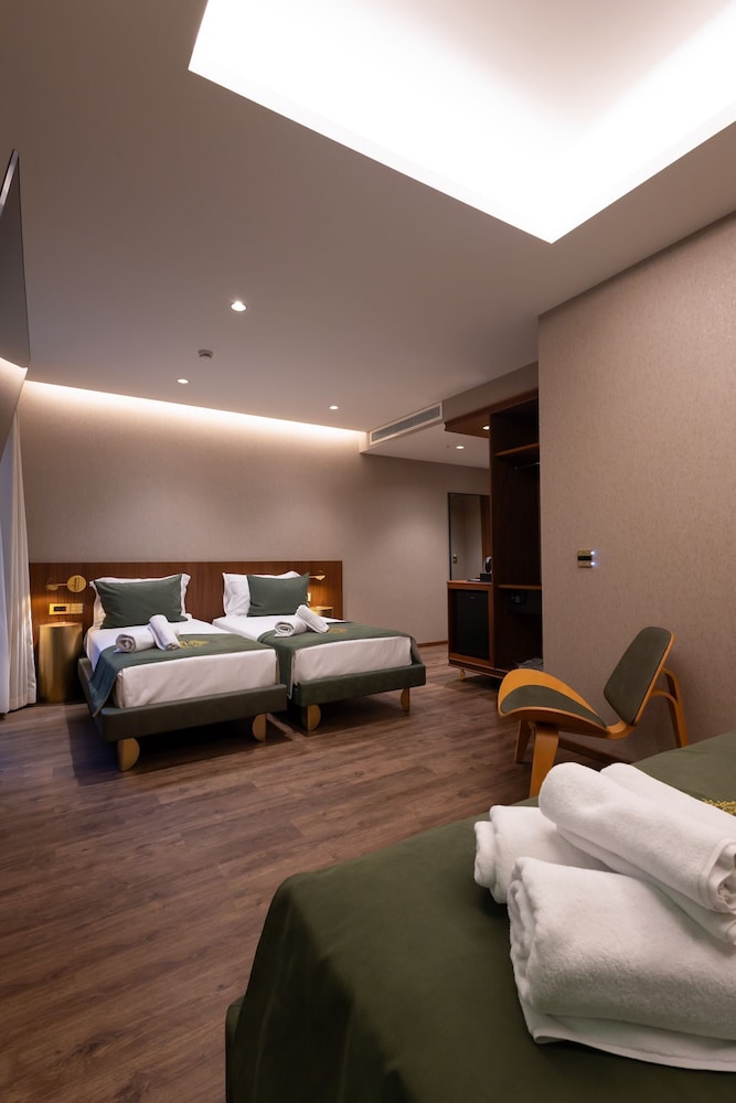 Kate Hotel Special Class 30/64