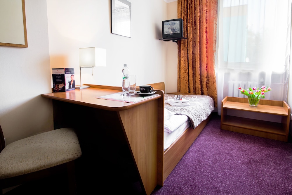 Hotel Diament Zabrze 5/66