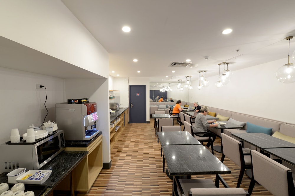 IBIS BUDGET MELBOURNE CBD 53/67
