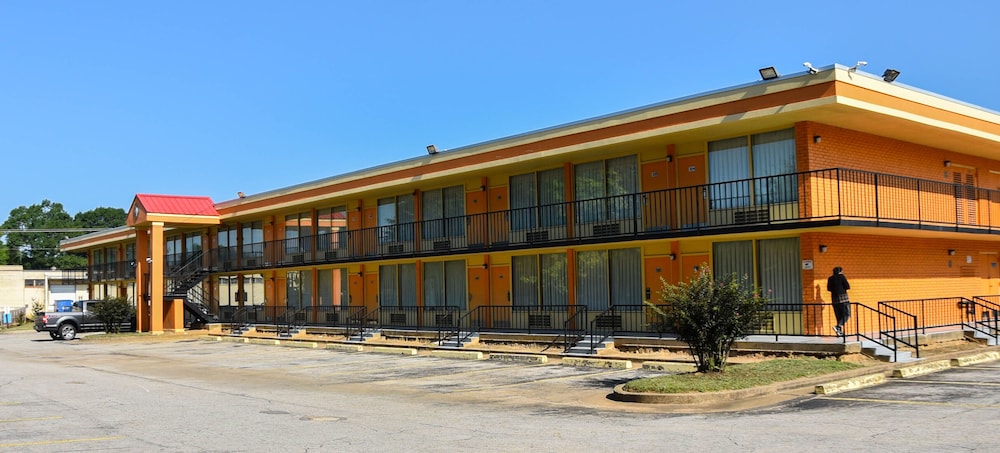 Homeplace Inn 9/51