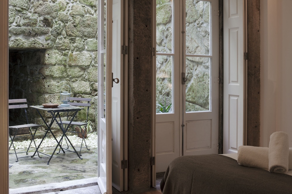 Cale Guest House 28/33