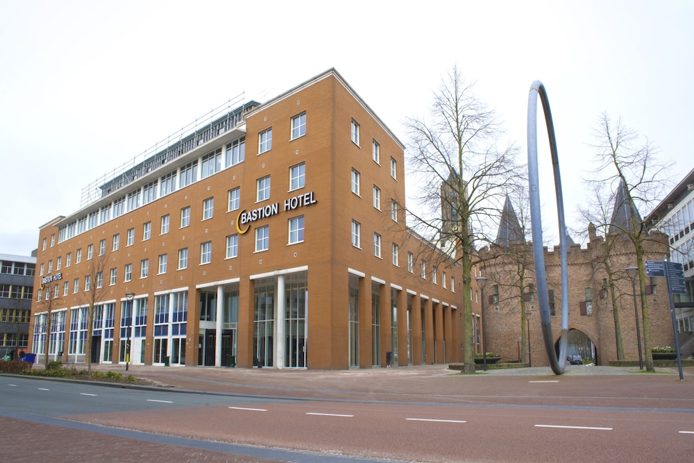 Bastion Hotel Arnhem 3/52