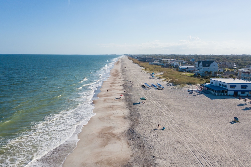 Seaside Amelia Inn 56/64