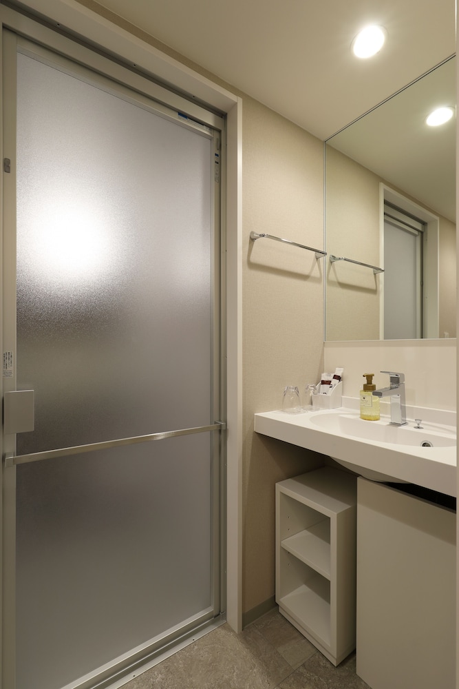 Via Inn Hiroshima Shinkansenguchi (JR West Group) 34/35
