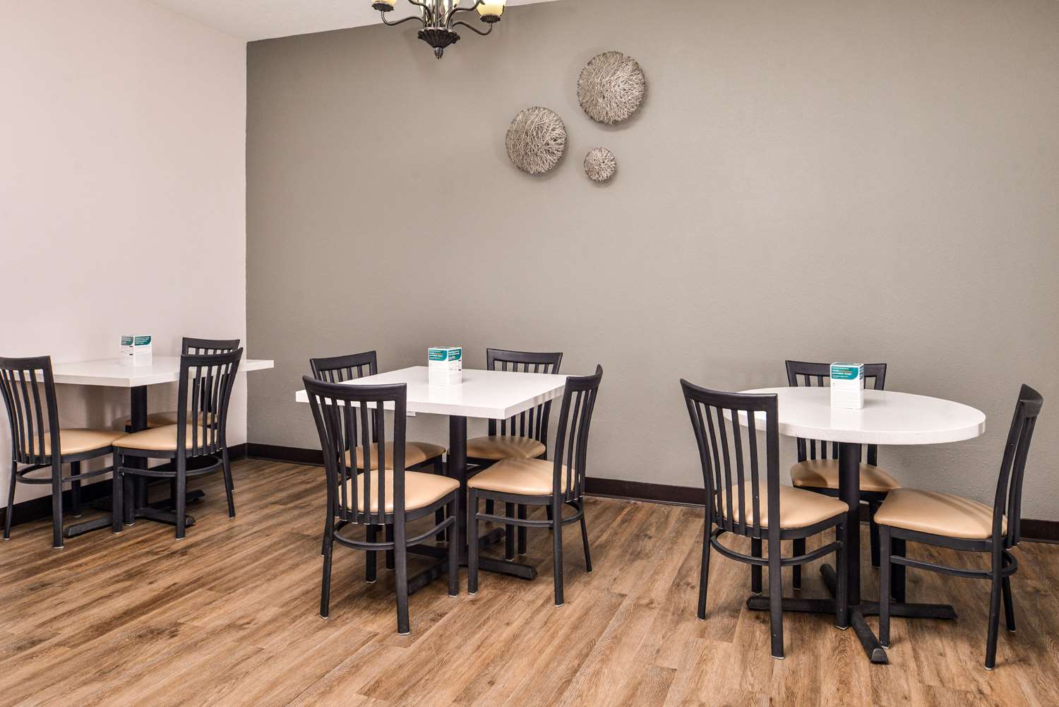 Quality Inn Joplin I-44 22/28