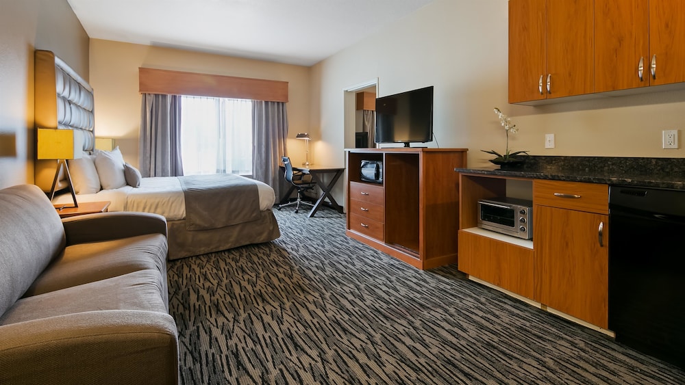 Best Western Plus Mountain View Auburn Inn 17/38