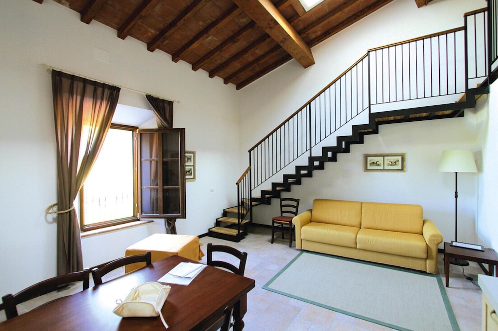 Poggio all Agnello Sport and Active Holidays 20/50