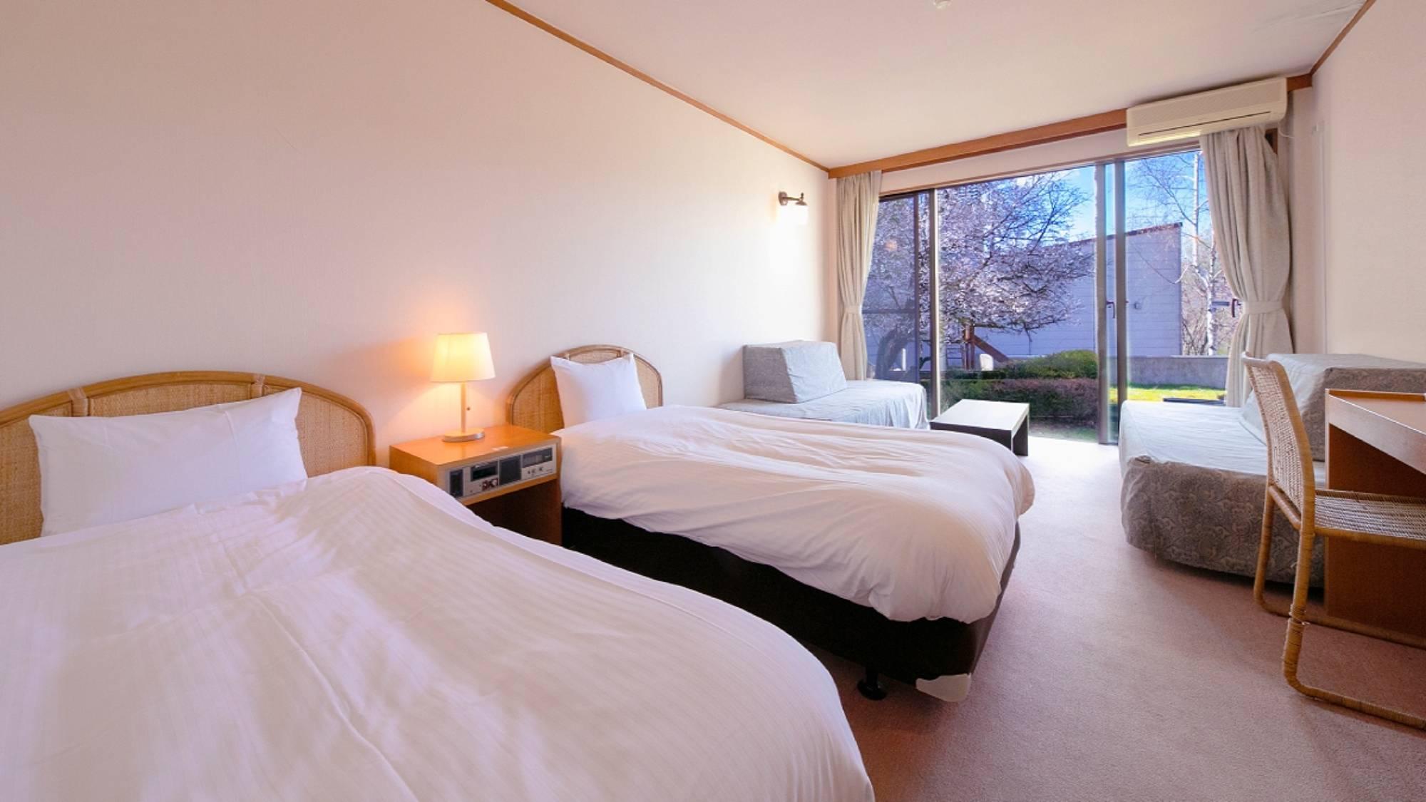 The Hotel Fujiyama 10/19