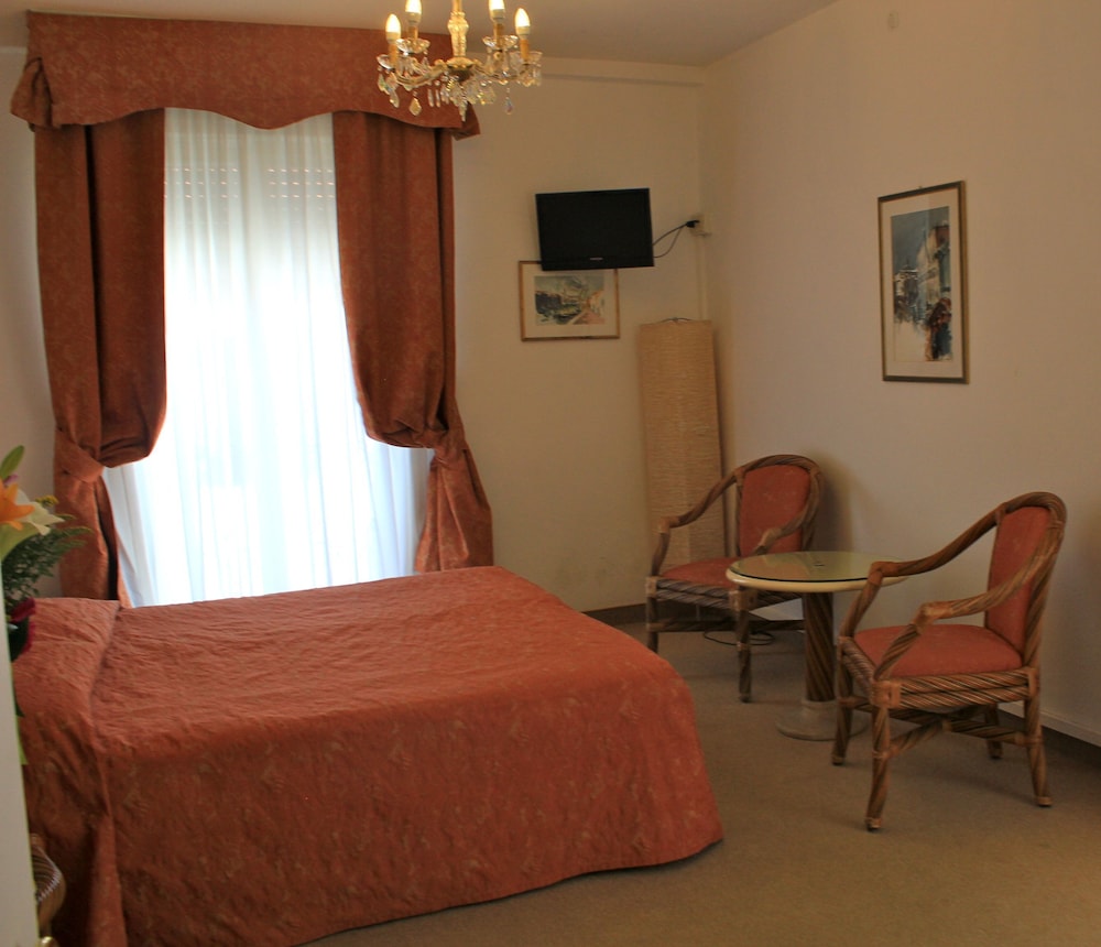 Rigel Hotel 15/73