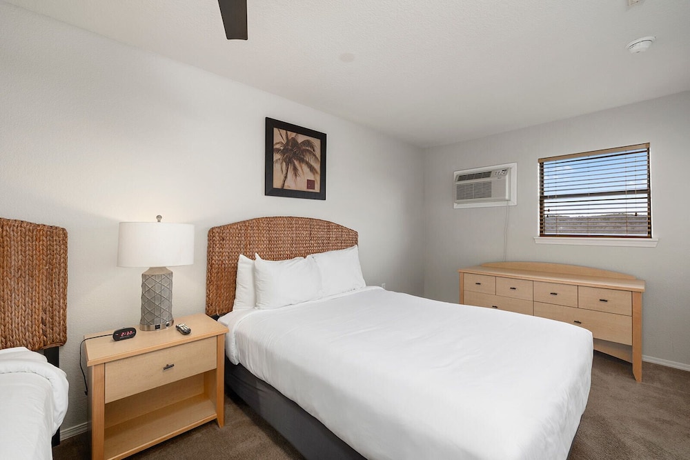Still Waters Resort 25/78