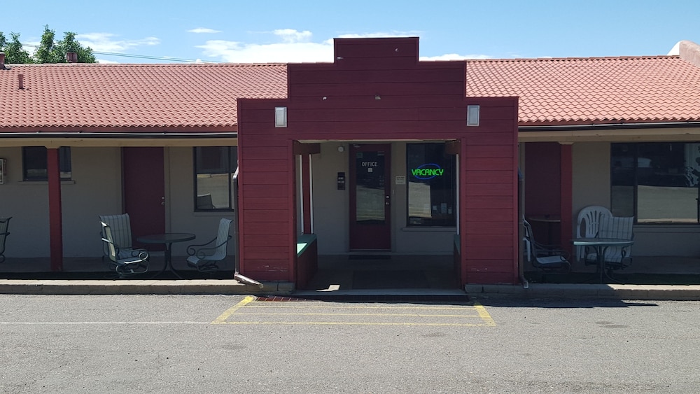 Knights Inn Cortez Co 1/51