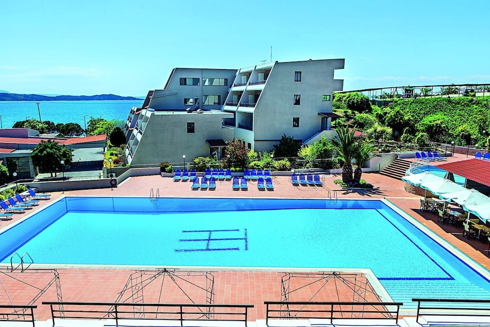Xenios Theoxenia Hotel 10/55