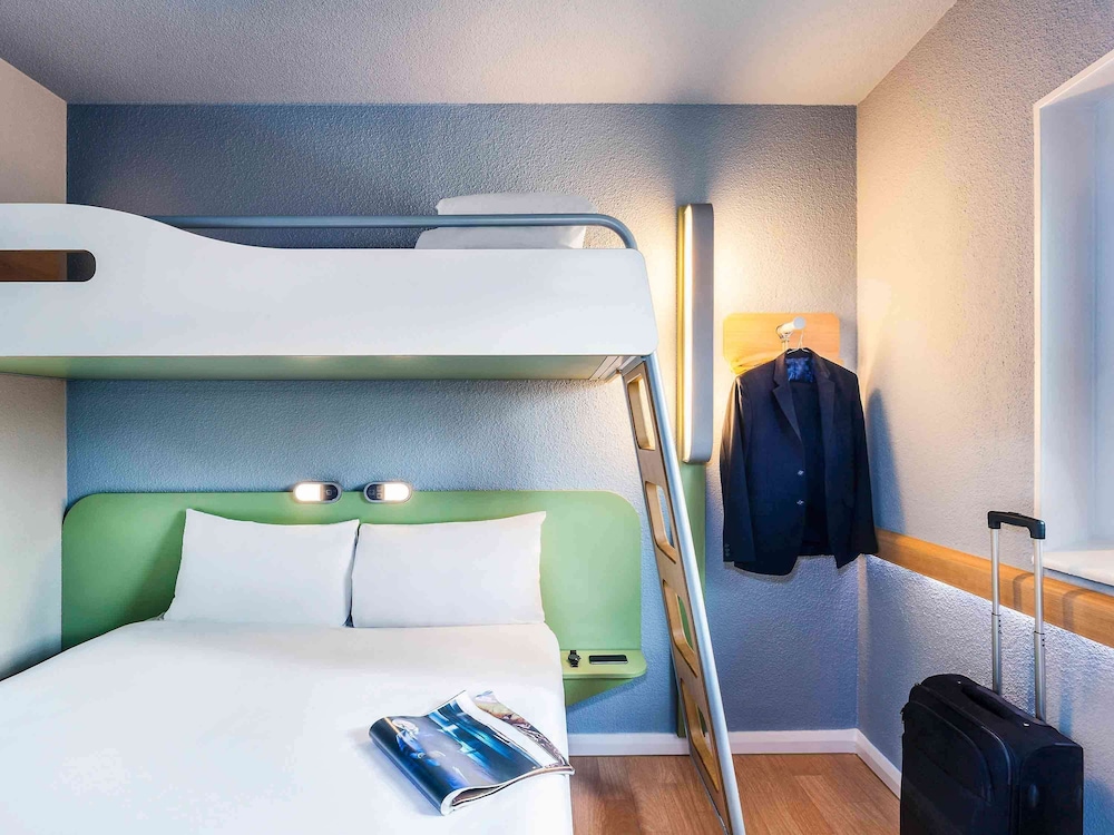 Ibis Budget Cergy Saint-Christophe 27/67