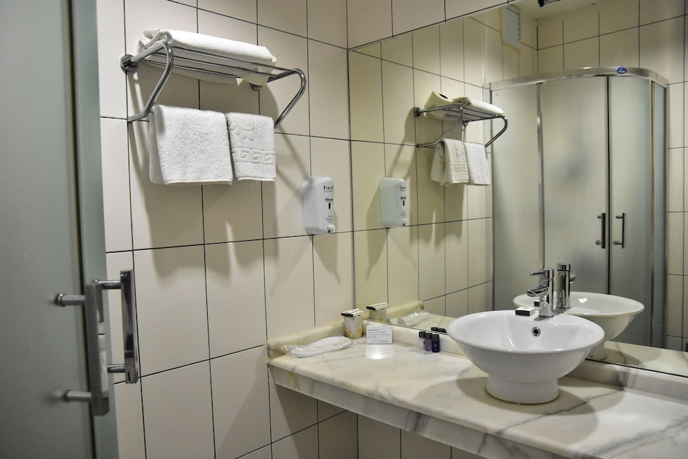 Hande Hotel 59/60