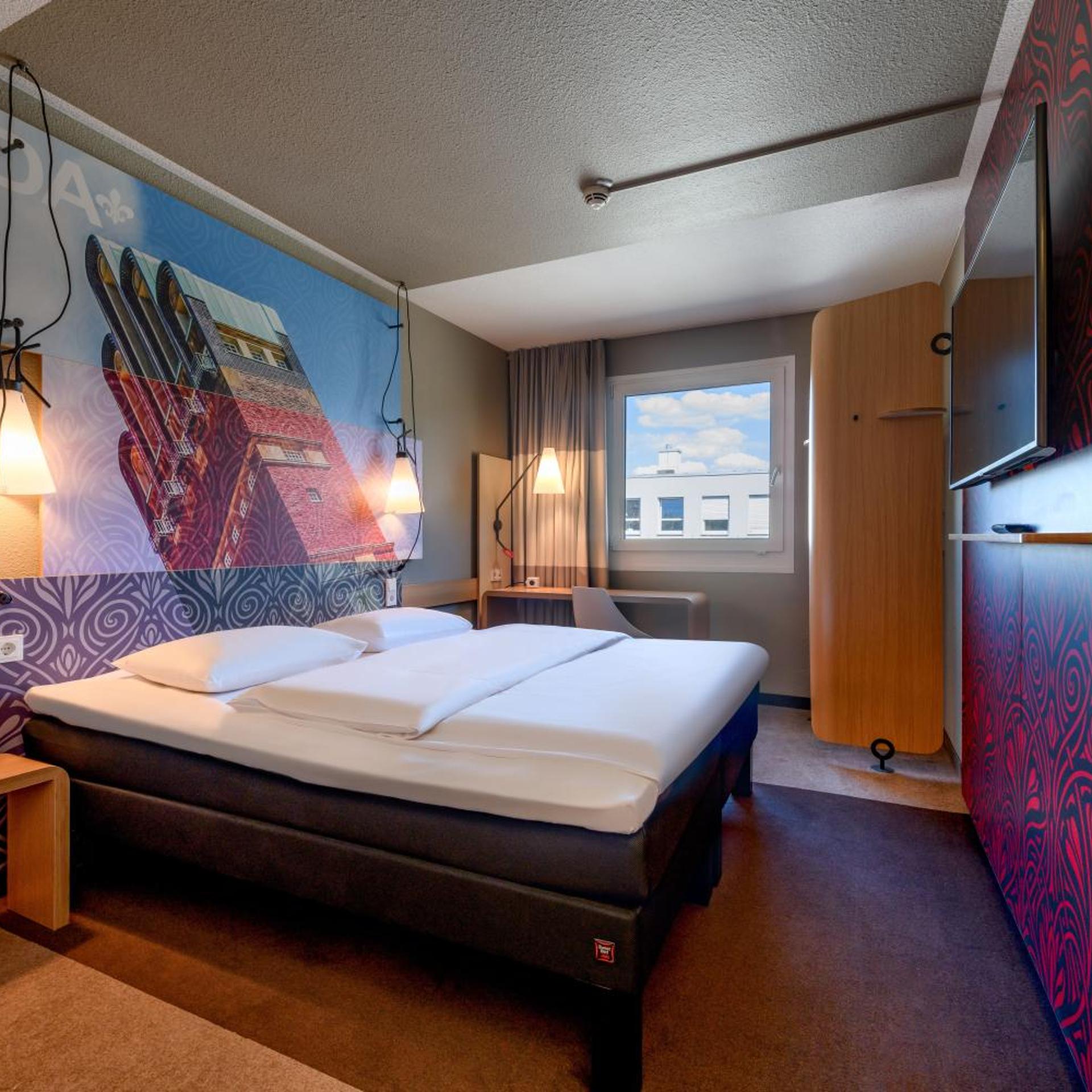 Standard, Double Bed