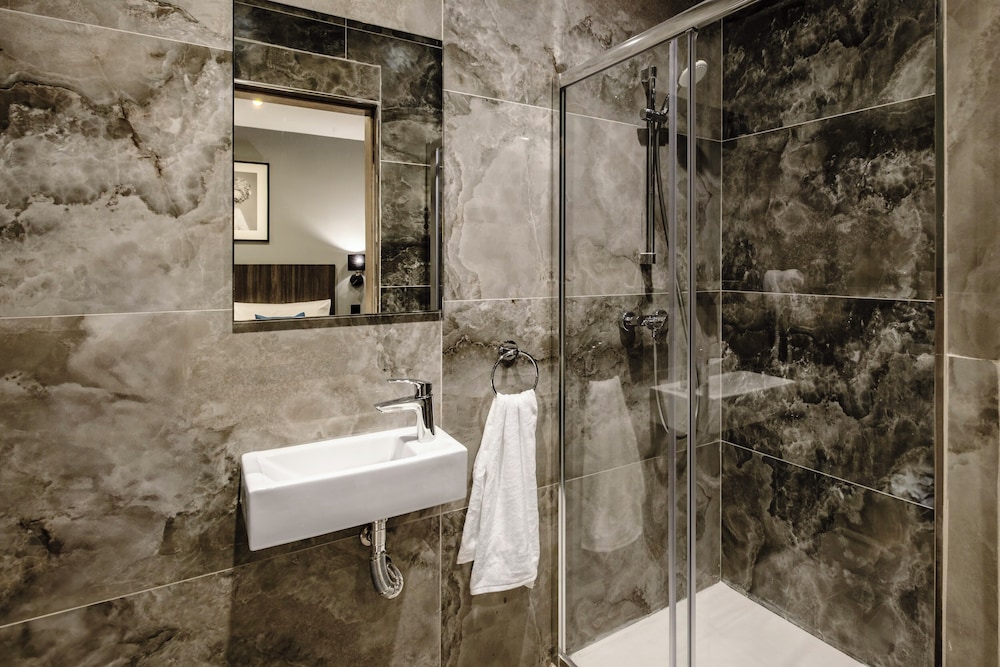 Spinola Hotel 25/28