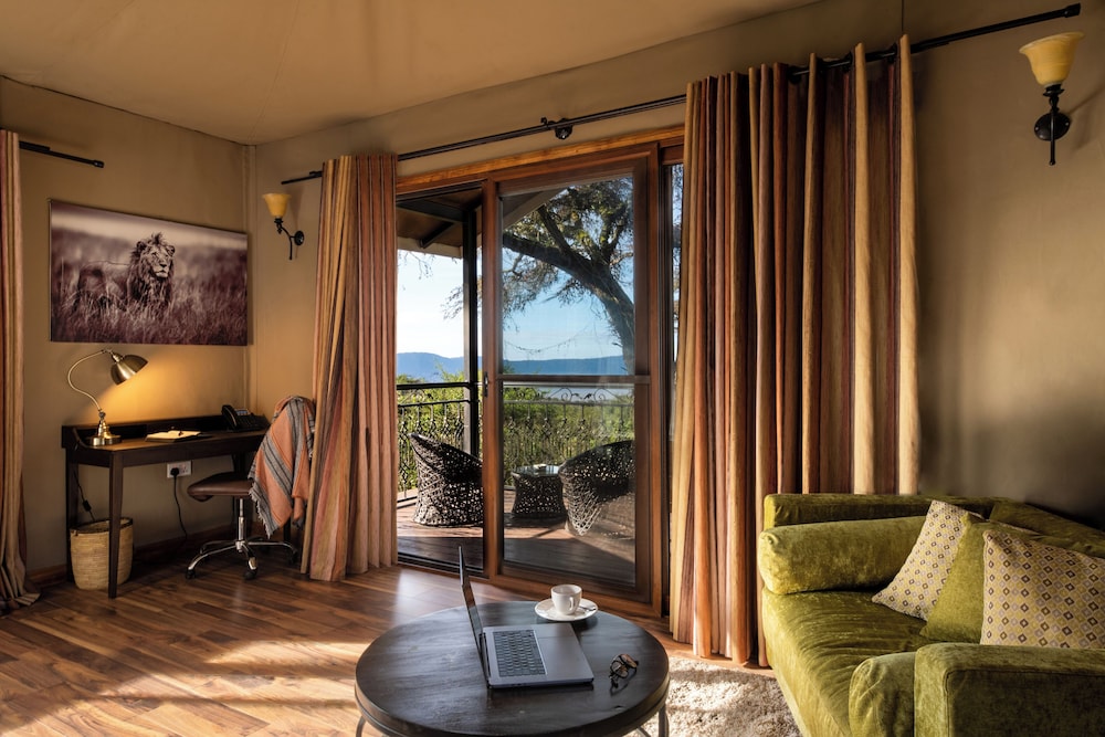 Karibu Camps and Lodges Lions Paw Ngorongoro 25/68