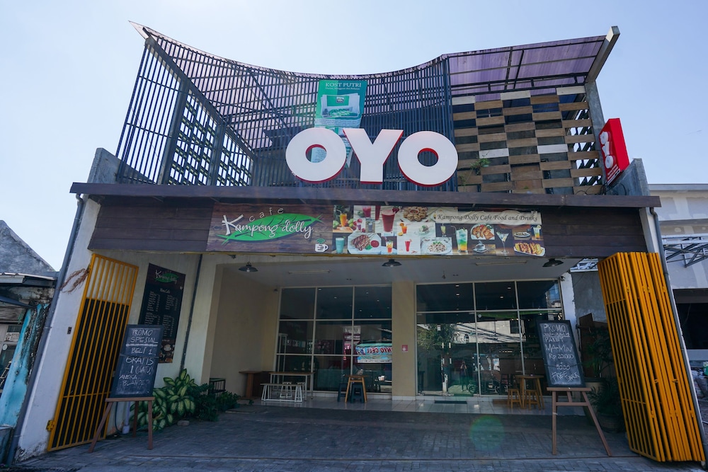 Hotel O Surabaya near Surabaya Town Square formerly Kupang Gunung Residence in SURABAYA