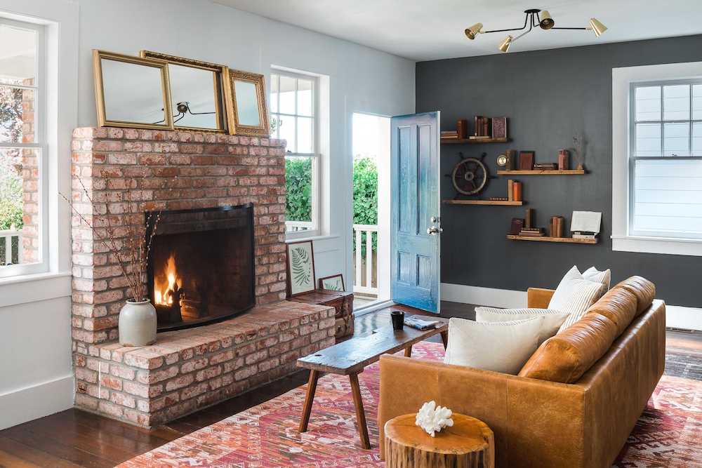 Inns of Mendocino 30/50