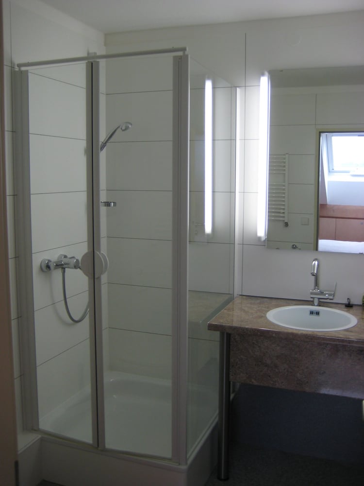 neu heidelberg guesthouse and apartments