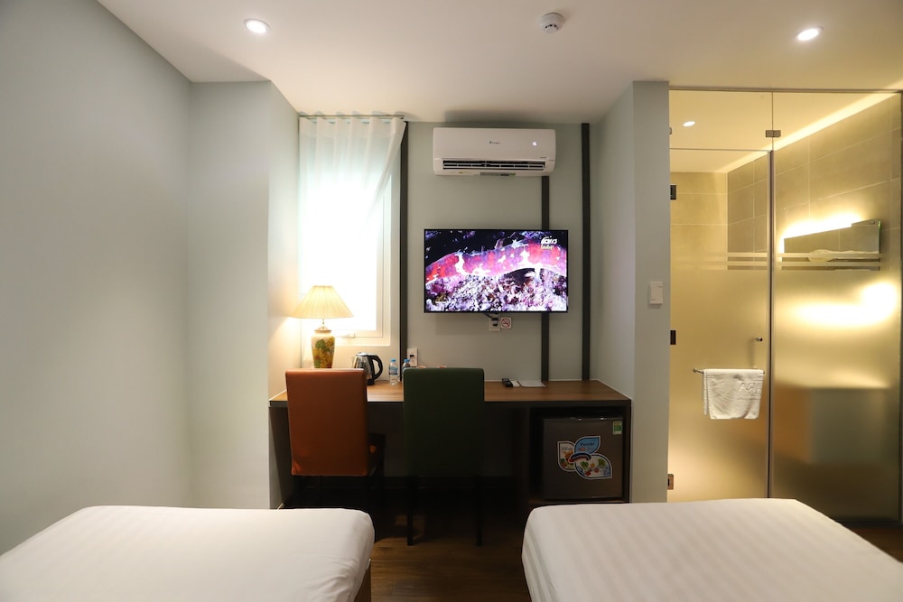 Lanura Apartments and Hotel 22/45